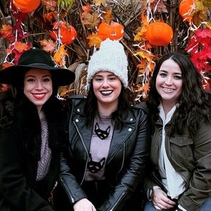 Meet your Posher, Kay